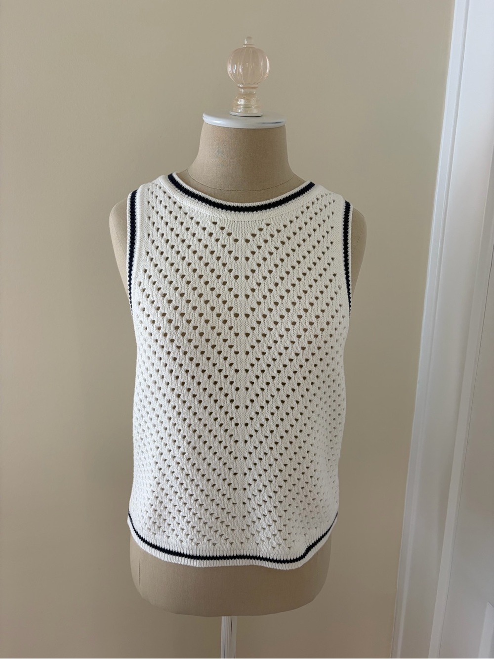 GAP White Eyelet Knit Tank with Black Trim